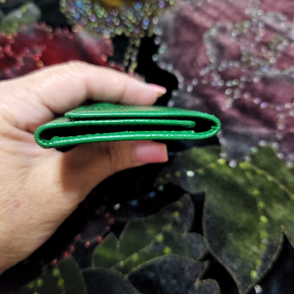 Louis Vuitton key holder - Picture 3 of 8